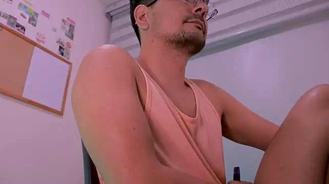 XXX chat uživo modela DerekGrayX