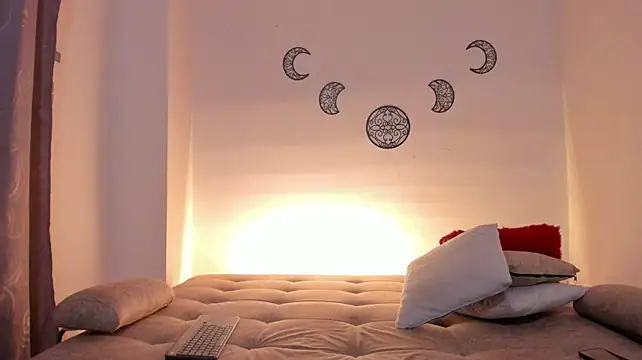دردشة BUUNNY_BELLA الجنسية المباشرة
