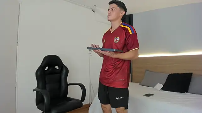 צ'אט XXX בשידור חי של Diegoacostabigcock