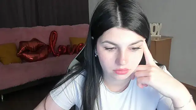 KisaModel's Live XXX Chat