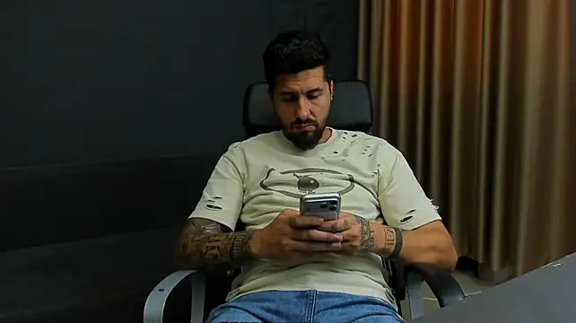 LoganStroudn Live XXX chat