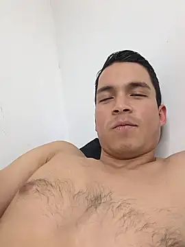 Shadow_Latino XXX чат на живо