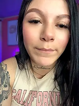 Megaan__More's Live XXX Chat