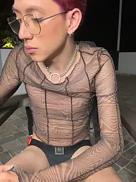 צ'אט XXX בשידור חי של SweetDareX
