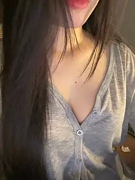 Elise68 现场XXX聊天