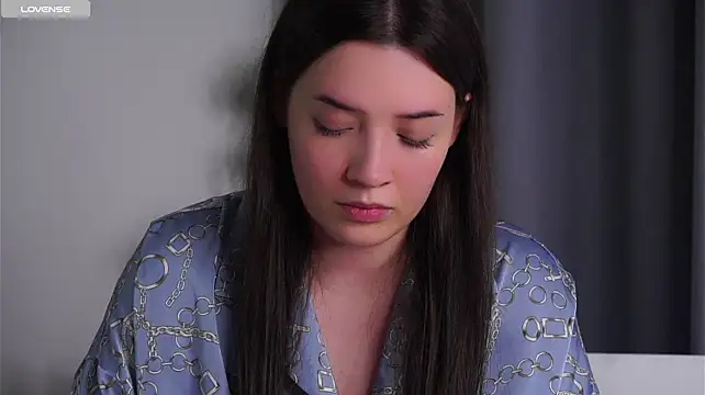 Czat XXX na żywo – LowOncoming