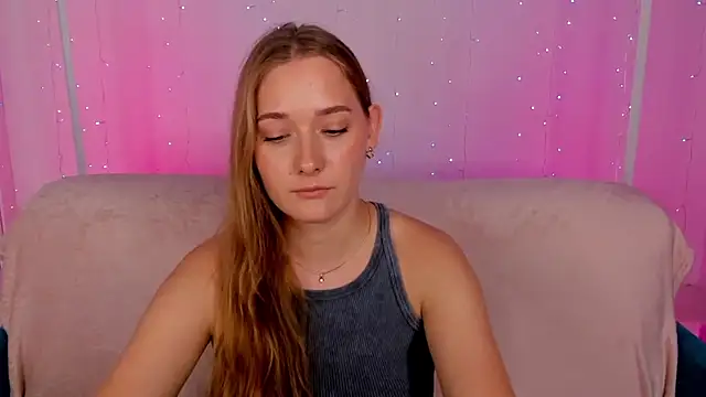 AlinaVice's Live XXX Chat