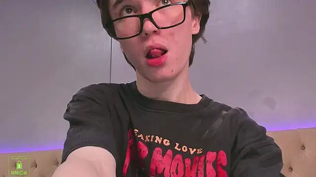 AstreanMidnightn Live XXX chat