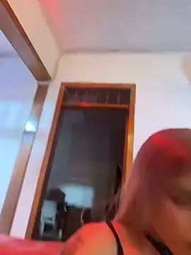 Valery2_salazar Pertunjukan Webcam