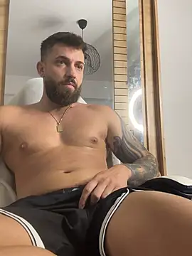 LustyMike_n Live XXX chat