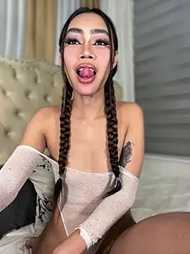 Innocent_yanixx69 élő XXX-chatje