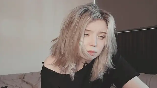 yumi_charm 现场XXX聊天