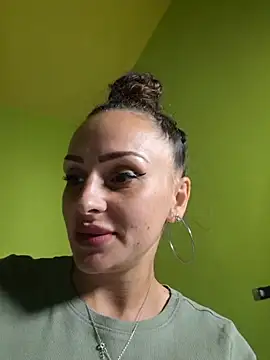 Caramellaa Live XXX-Chat
