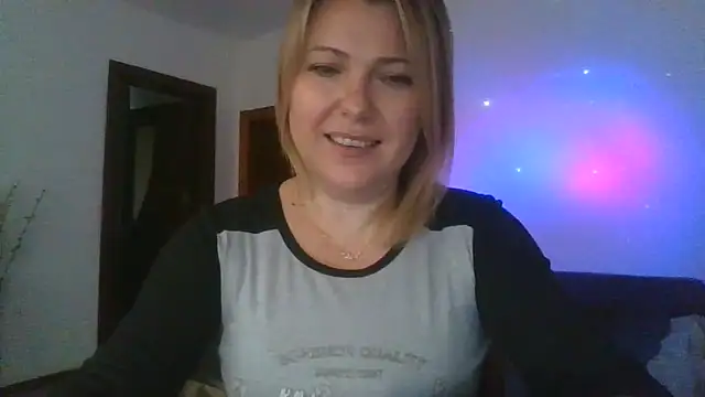 ElenaLove888 Obrolan Langsung XXX