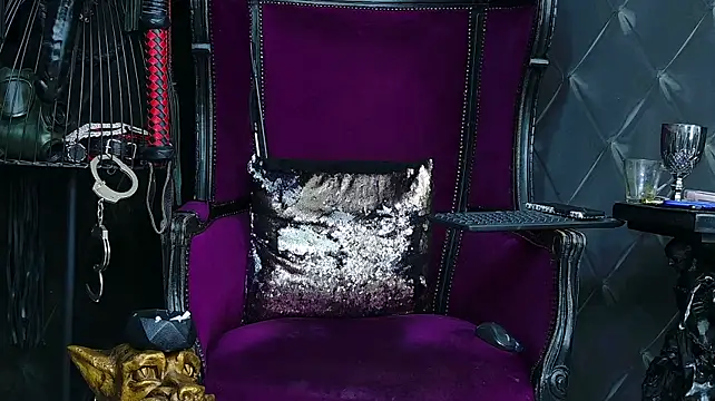XXX chat uživo modela FinDomKaya