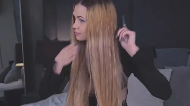 AnnaSpacey élő XXX-chatje