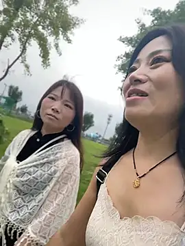 Lipinger 现场XXX聊天