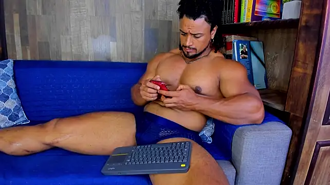 MikeEstevess Live XXX-chat