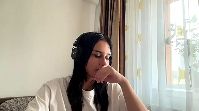 ElsyRaner's Live XXX Chat