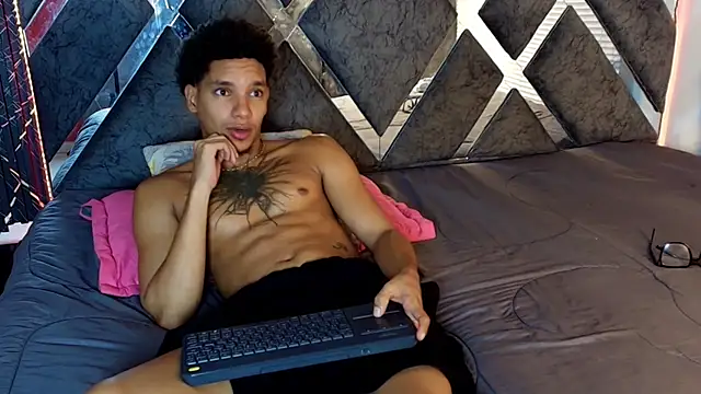 kai_storm77n Live XXX chat