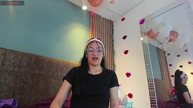 Chatroom XXX en direct de HannaWen_