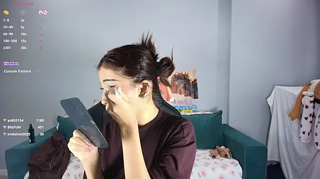 XXX chat uživo modela mimiicherry