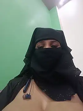 Aafreen_36 Adlı Modelin Canlı XXX Sohbeti