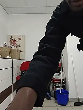 THATHAIRYTALLDUDE – Naživo XXX chat