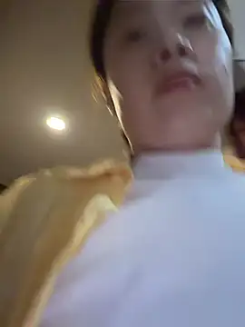 saozi666 网络视讯表演
