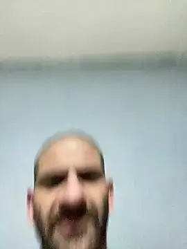 הופעת וובקאם של superdupermisterdaddy