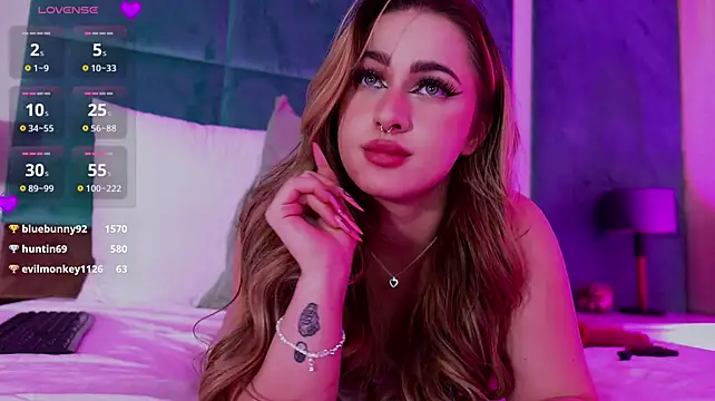 แชท XXX สดของ LucyLextonX