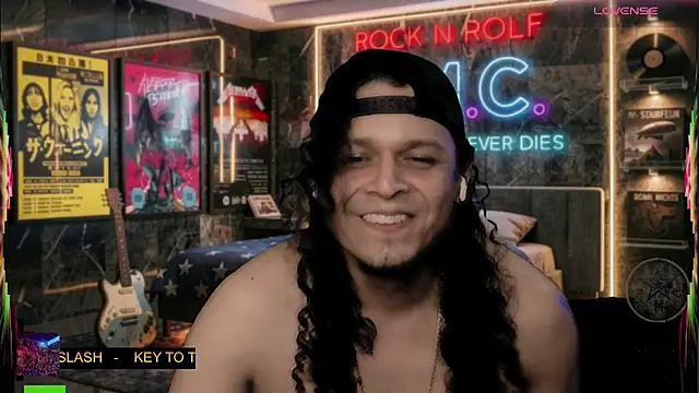 chino_roz's Live XXX Chat