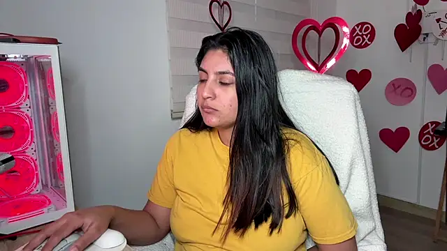 cloe_small's Live XXX Chat