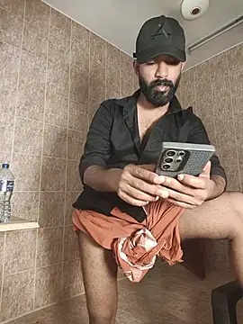 MalluBeard: διαδικτυακό σόου στην κάμερα