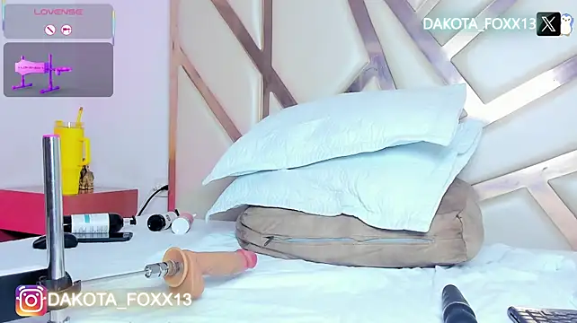 Dakota_Foxxx: онлайн-секс-чат