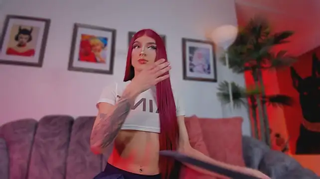 دردشة Taylor__foxxx الجنسية المباشرة