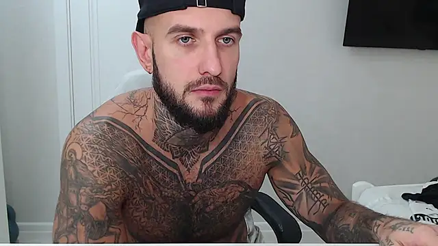 Czat XXX na żywo – maxi_foxxx