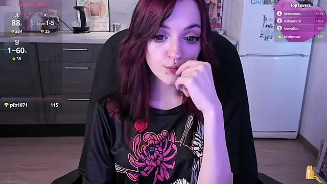 lina__tyaaan Adlı Modelin Canlı XXX Sohbeti
