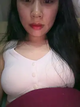 Emma-18t Chat XXX in diretta