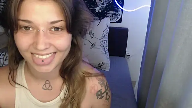 AlienforTwenty – Live XXX-chat