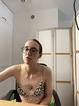 Chat XXX en directo de MartiniiSelenna