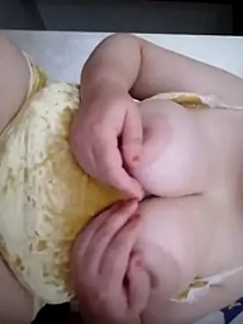 Tajanty Adlı Modelin Canlı XXX Sohbeti