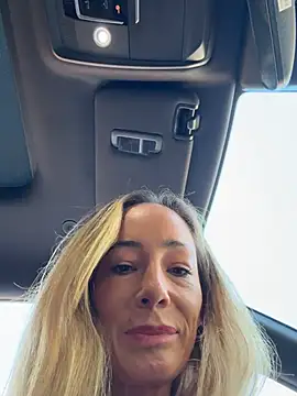 SweetAlegra_ Chat XXX in diretta