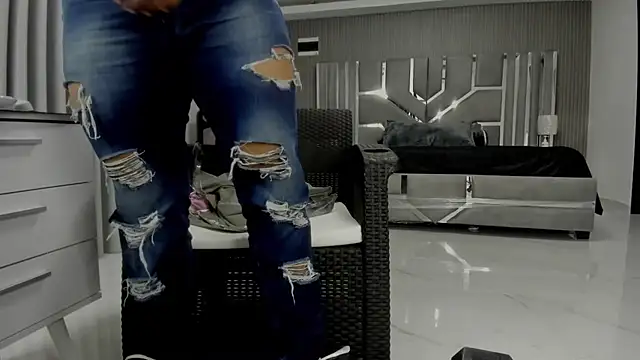 Chat XXX ao vivo de master_leather