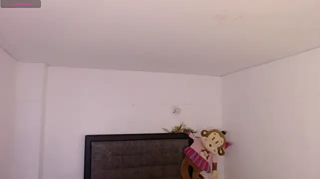 Ariel_Laurentt's Live XXX Chat