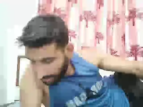 XXX chat uživo modela bigcockboy1121