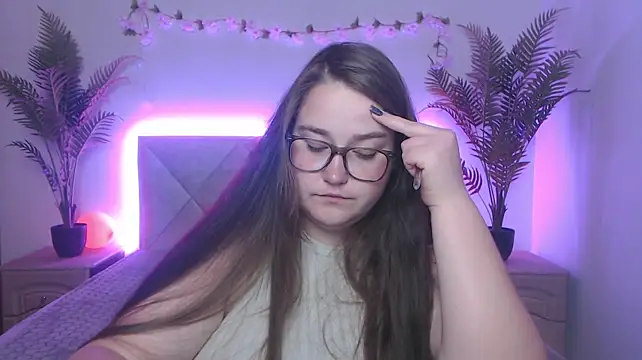 XX_Daniella_XX Adlı Modelin Canlı XXX Sohbeti