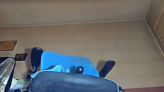 צ'אט XXX בשידור חי של kinkyman47