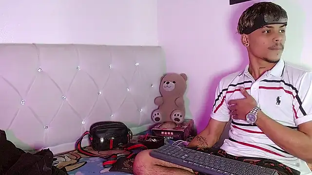 Angel_foxc13 Chat XXX live