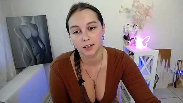SweetPrincess_ Adlı Modelin Canlı XXX Sohbeti